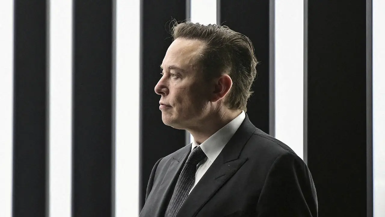 elon-musk-usakolay-1