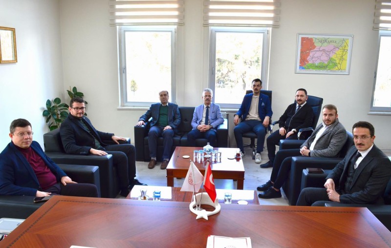Ak Parti Kurum Ziyaret 1