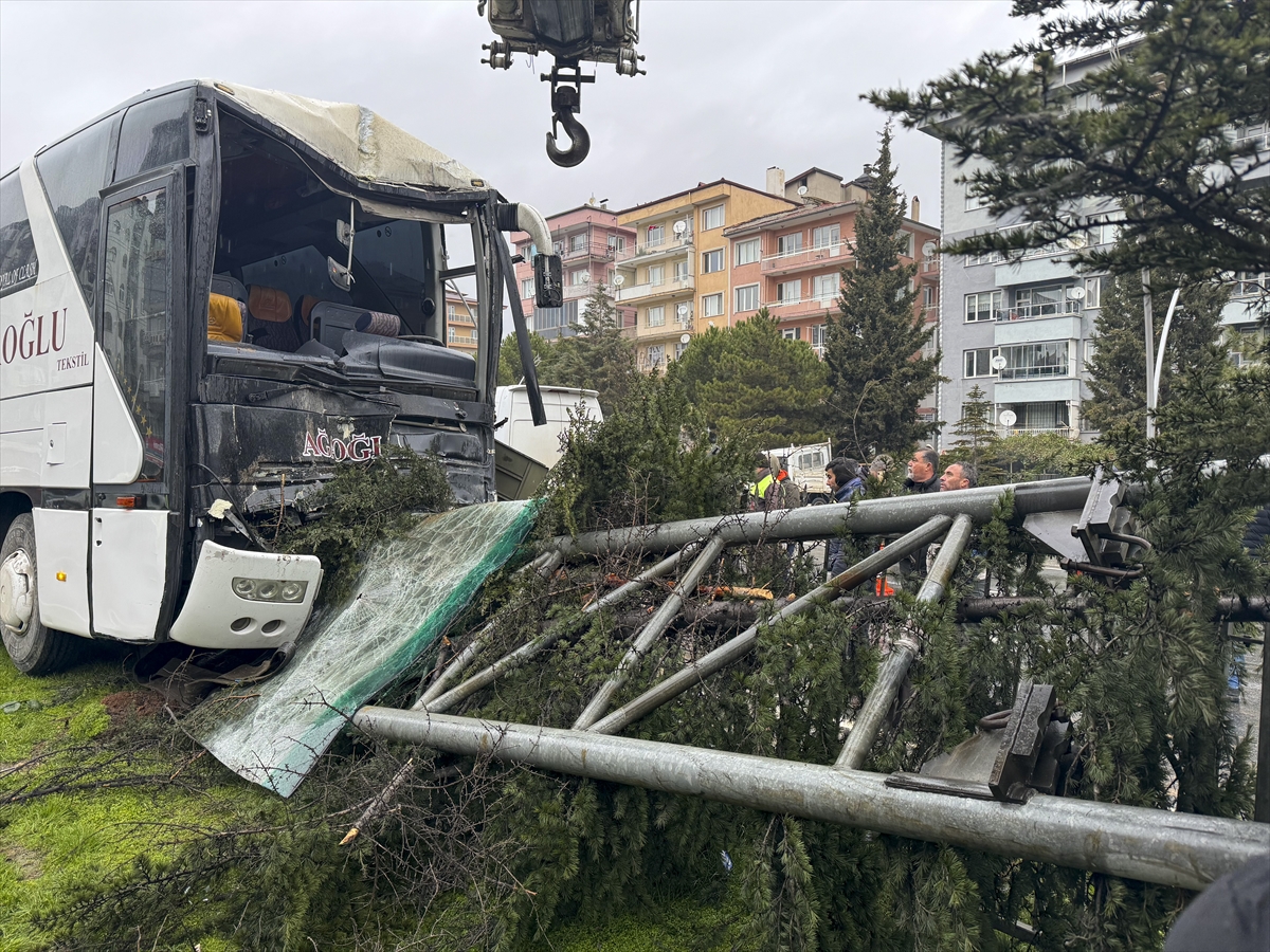 Agaoglu Otobus Kaza Usak 1