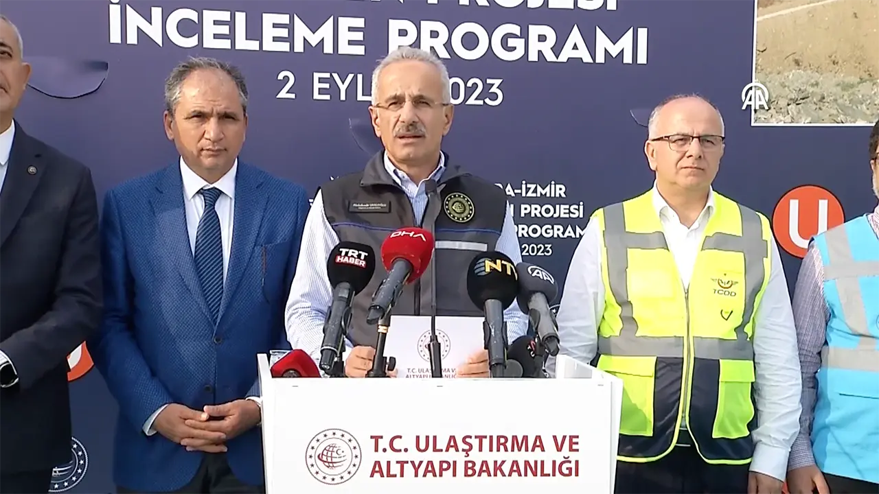 usak-hizli-tren-tunel-usakolay-1