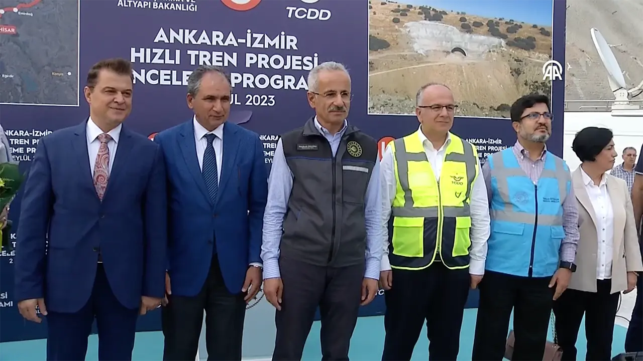 usak-hizli-tren-tunel-usakolay-6