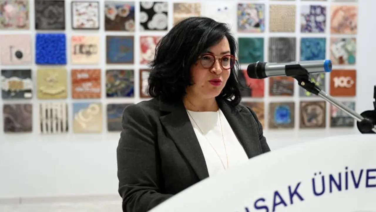Seramik Usak Olay-1