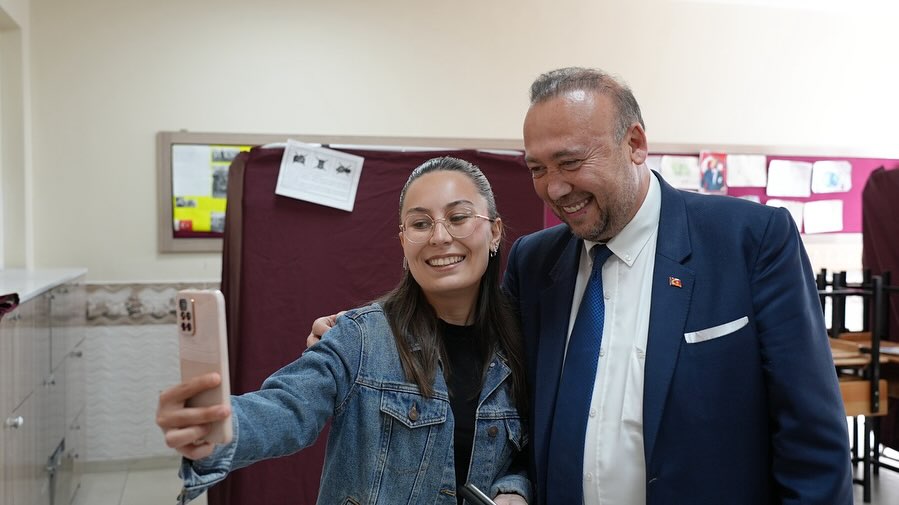 Özkan Yalım Oy Kullanma 2