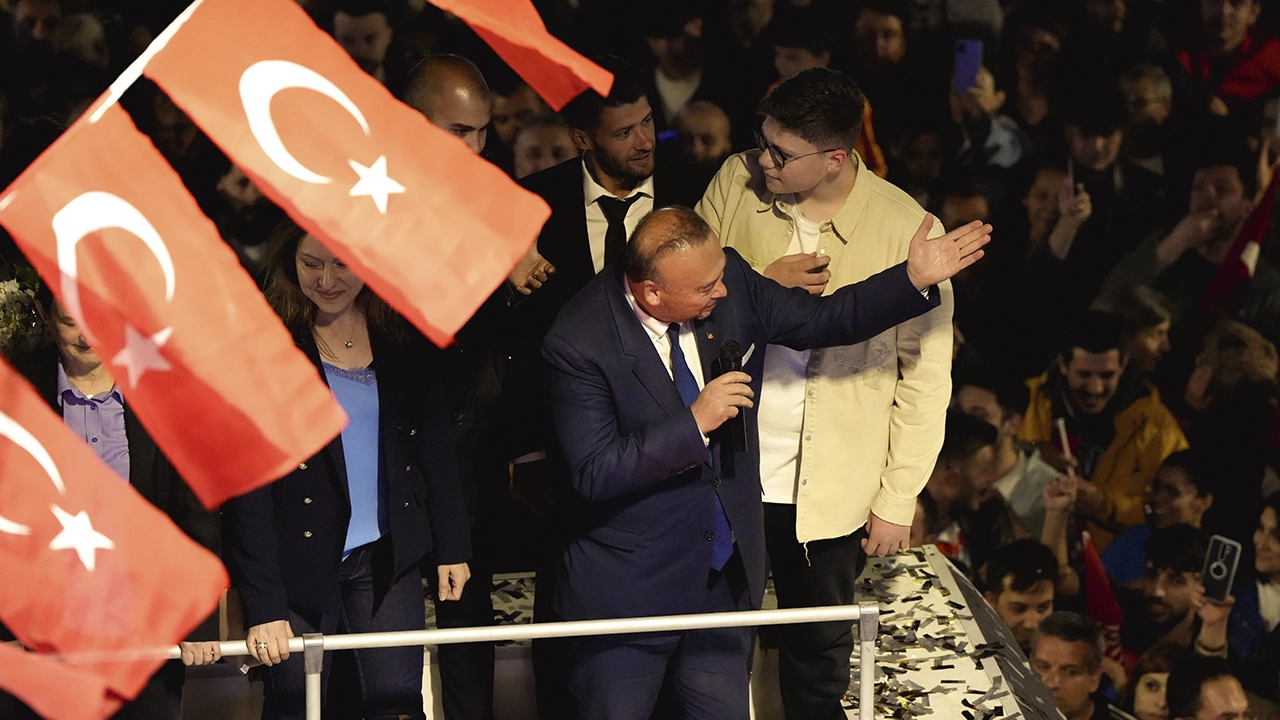 Özkan Yalım Uşak Belediye Başkanı 7