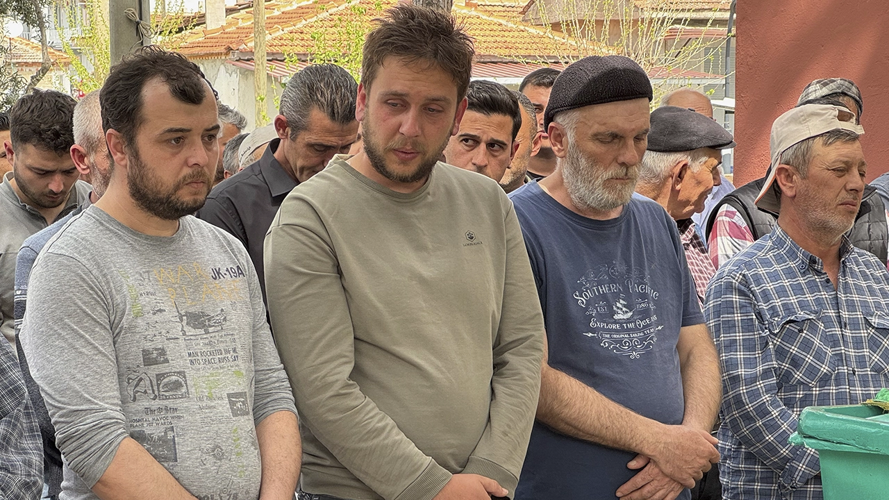 halime Yıldız Çekin Cenaze Uşak Eşme 2