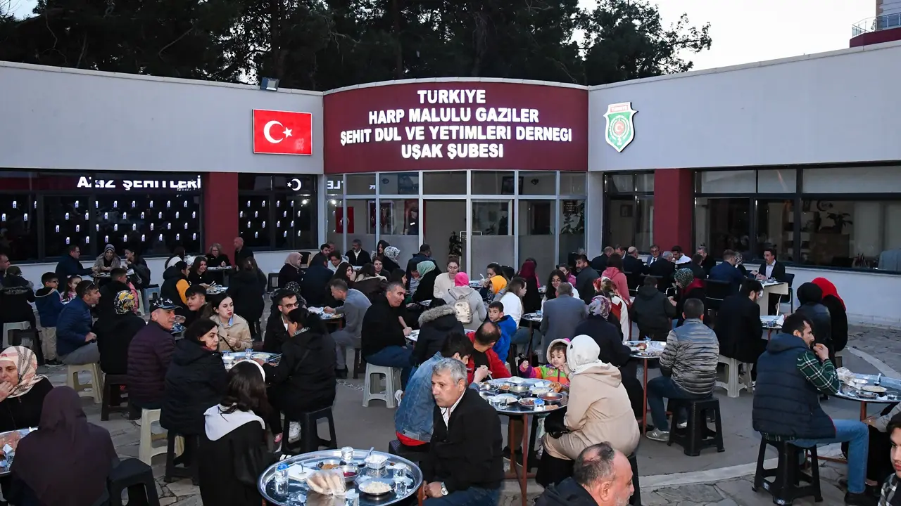 Iftar Gazi Usak Olay