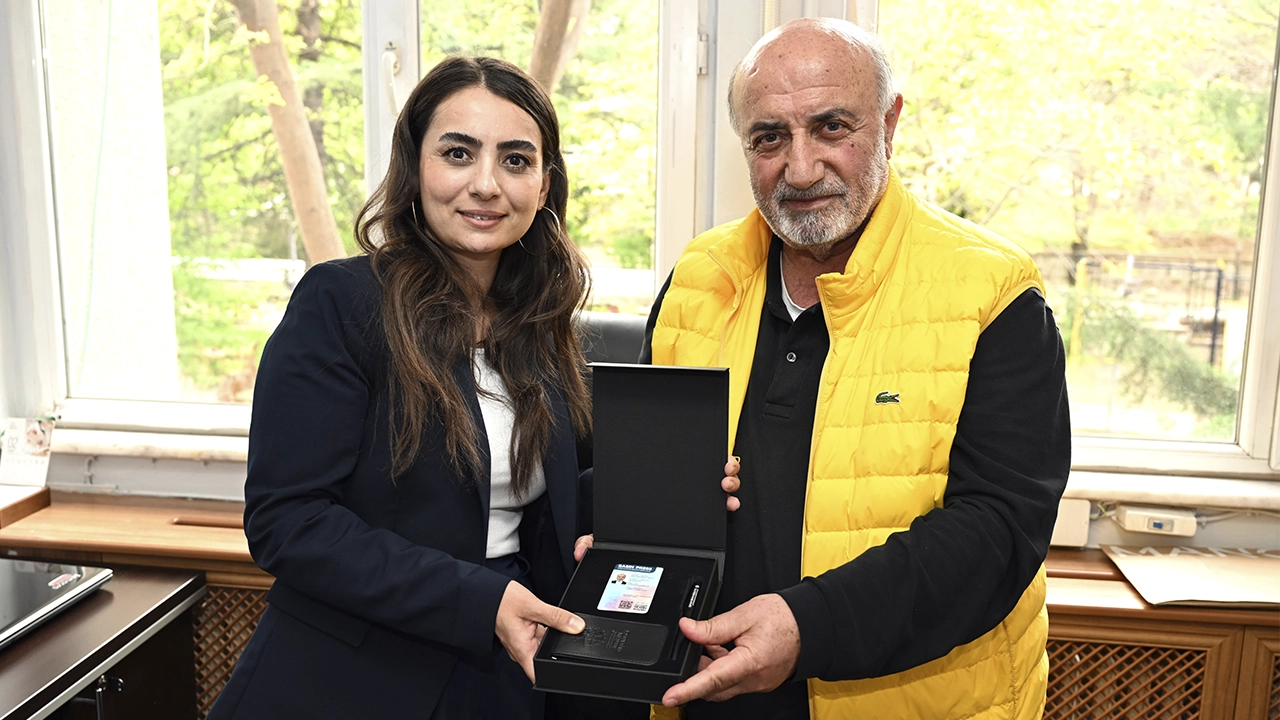 Abdurrahman Yavuz Surekli Basin Karti Usakolay 1