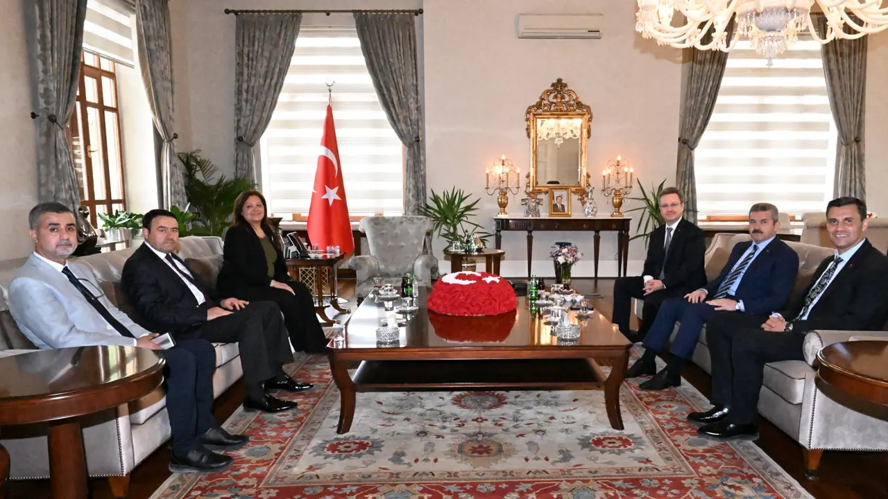Vali Manisa Gezi