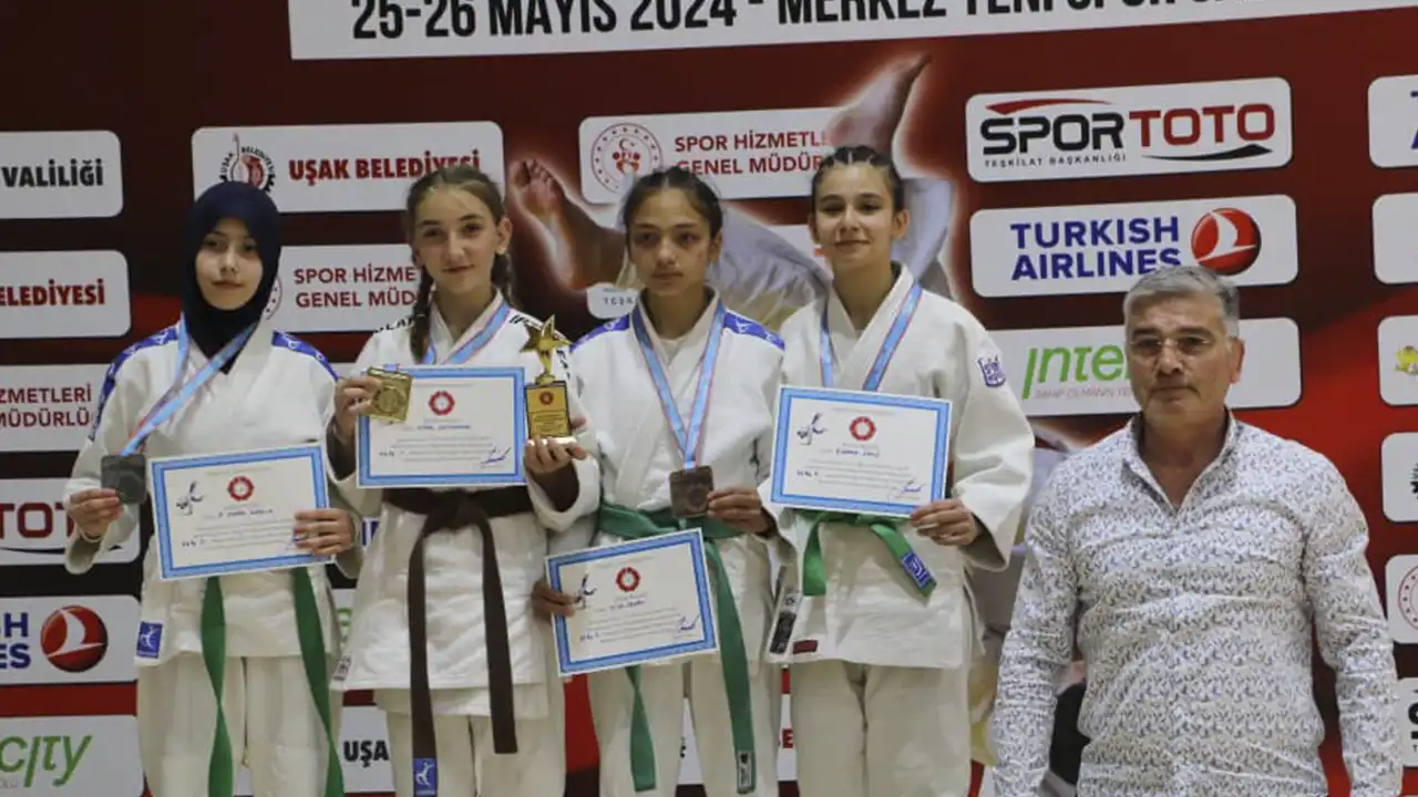 Uşak Judo Şampiyonası Sona Erdi 3