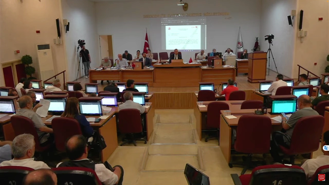 Belediye Meclisi Almanya Gezisi Tartışması Uşak-1