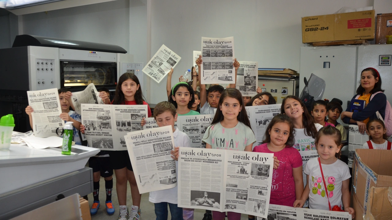 Uşaklı Minikler Uşak Olay Gazetesini Ziyaret Etti 3