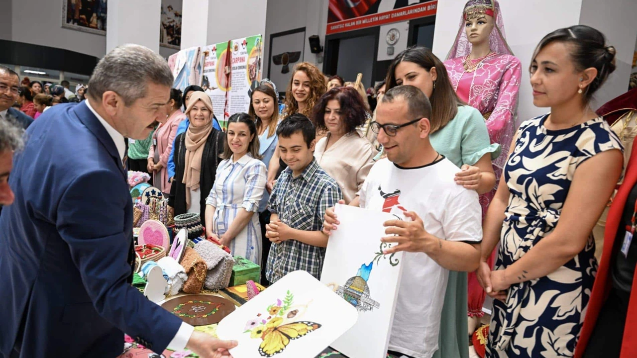 Hayat Boyu Öğrendiklerini Sergiye Yansıttılar 7