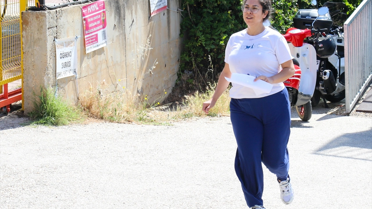 Uşak Ta Yks Maratonu Tyt Sınavına Son Dakika Koşusu1