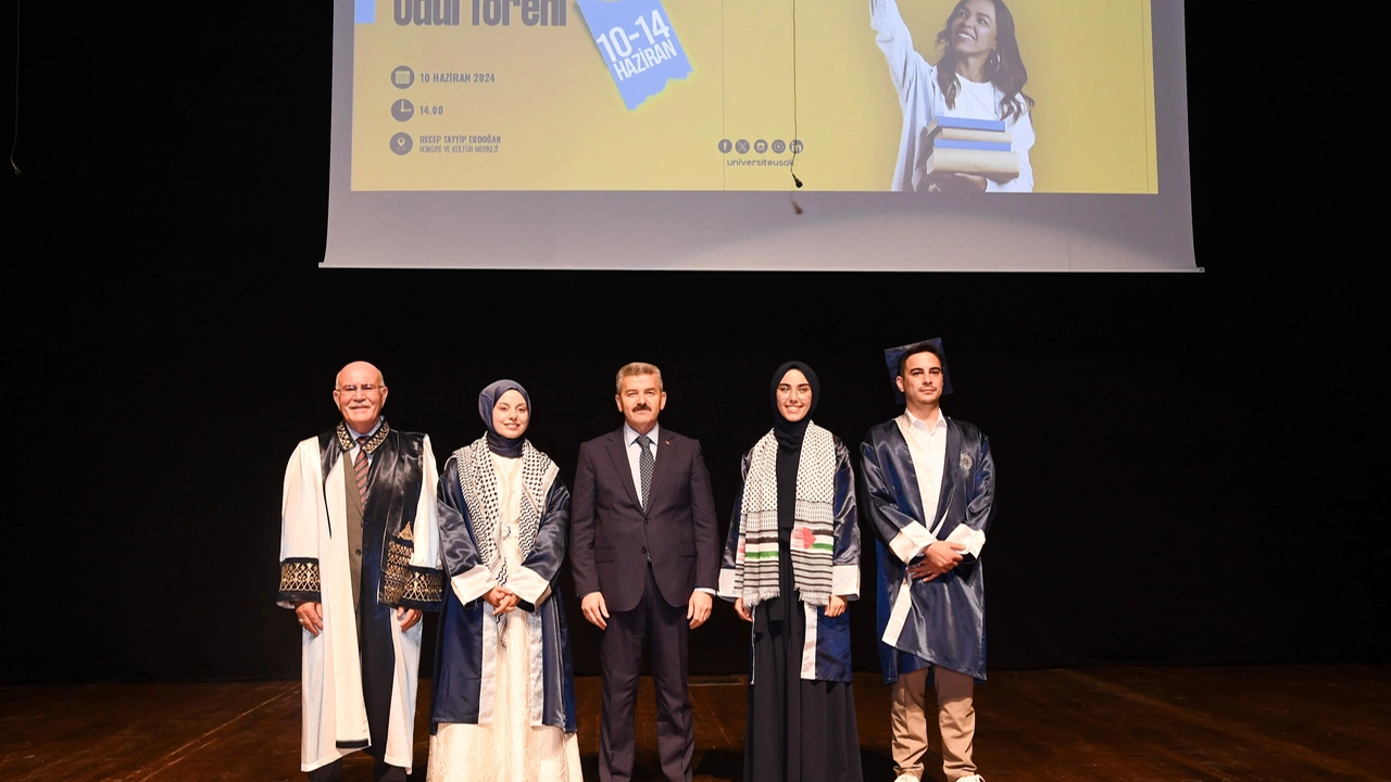 Uşak Üniversitesi Öğrencileri Kep Attı 10