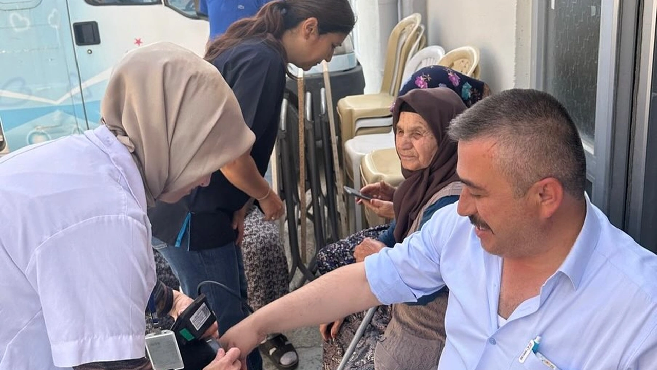 Uşak’ta Köylülere Sağlık Taraması 1