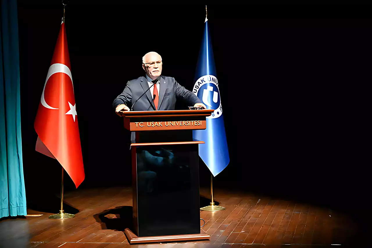 Rektör Savaş 1 Min