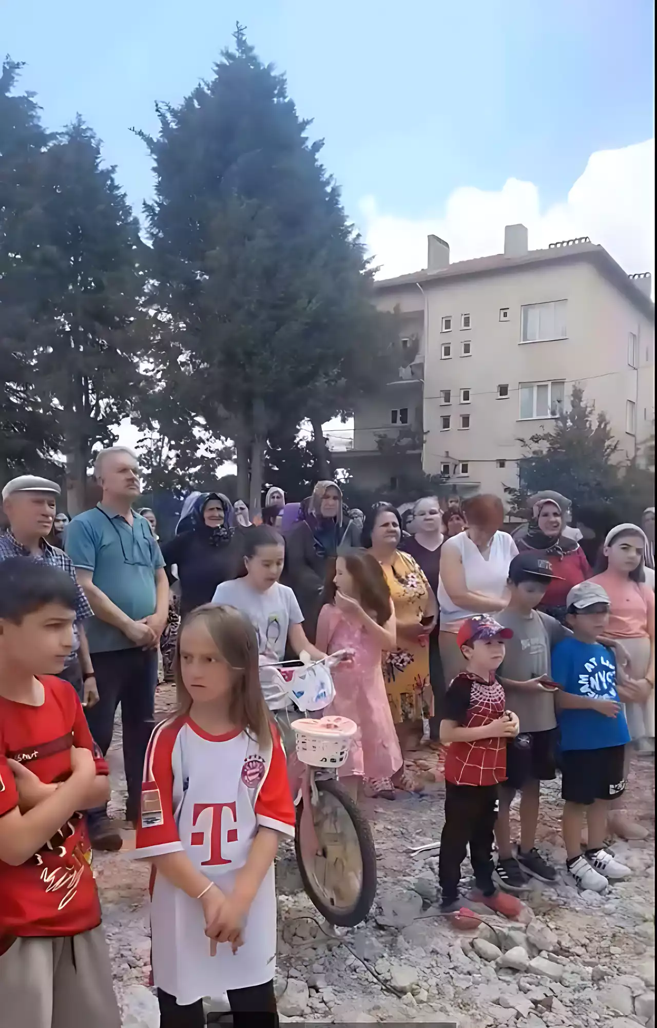 Banaz (4) Min