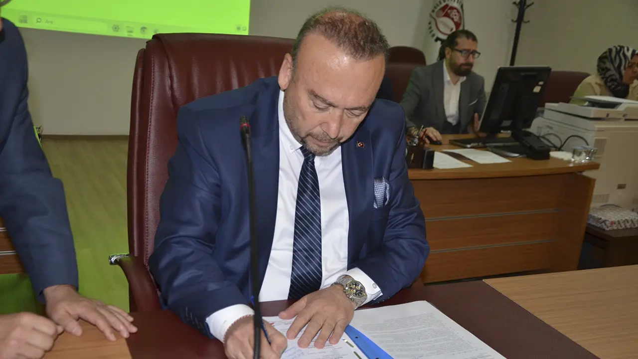 Özkan Yalım Meclis Imza Karar Uşak
