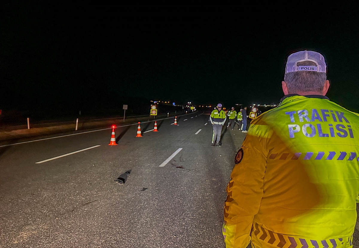 12 Nisan Yaya Uşak Trafik Kazası Ölü 4