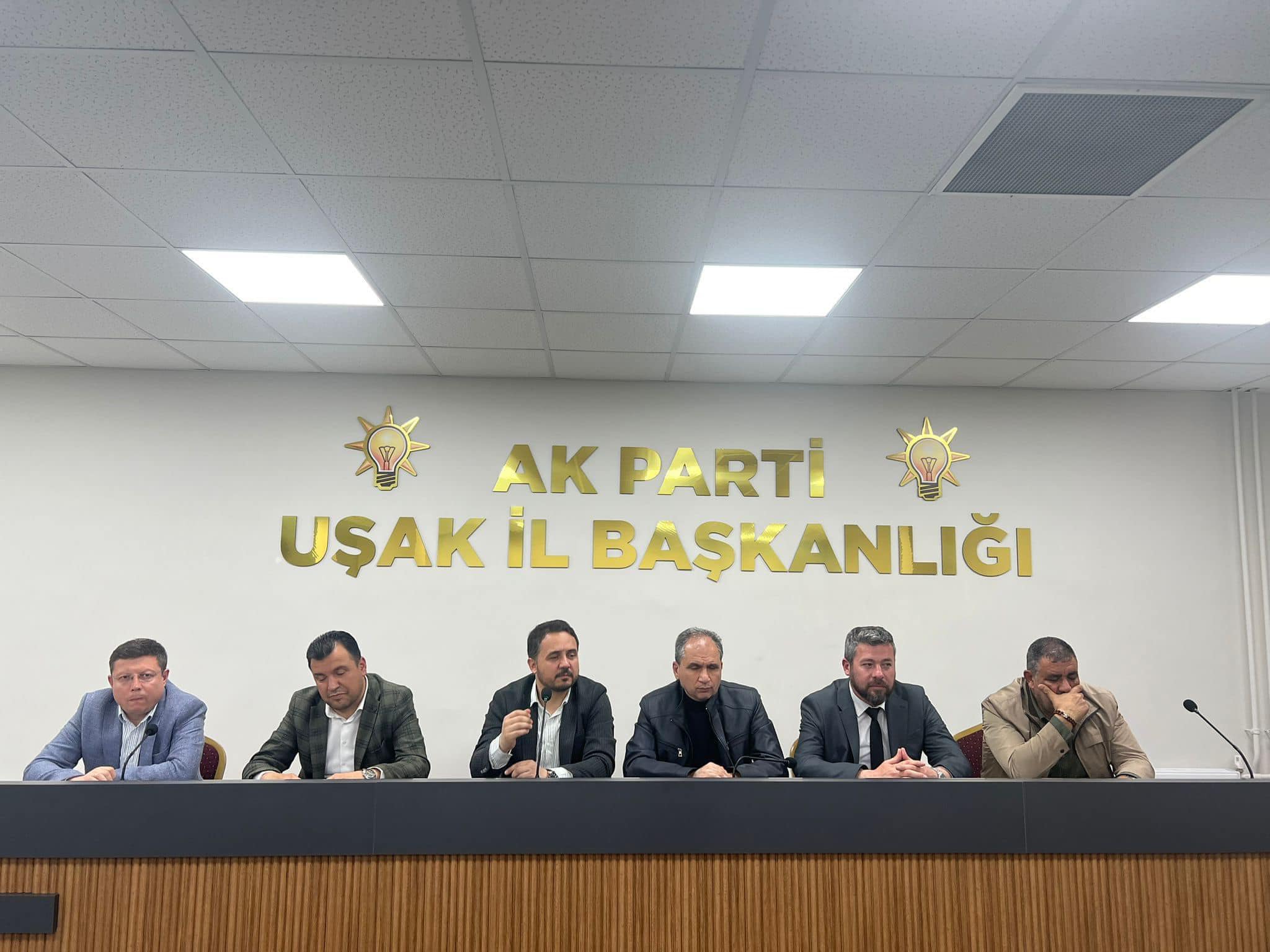Ak Parti Uşak Seçim Sonrası Toplantı 3