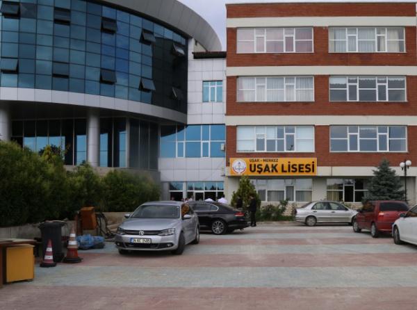 Uşak Lisesi