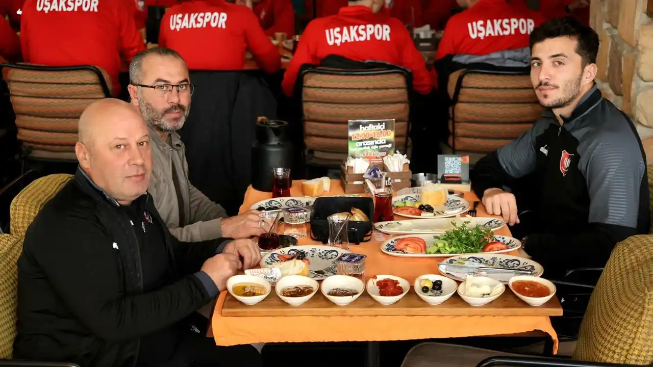 Uşakspor Silivrispor Maçı Kahvaltı 1
