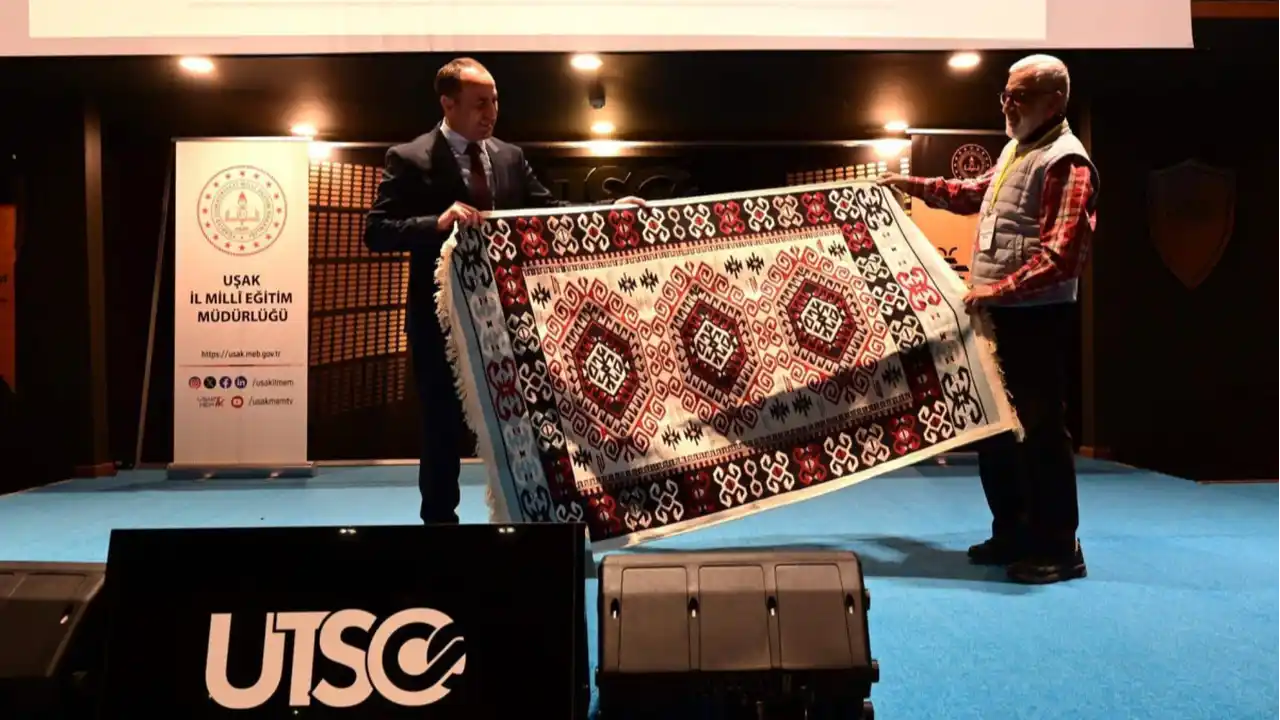 Uşak’ta Eğitimciler Prof. Dr. Aytaç Açıkalın’ı Dinledi 4