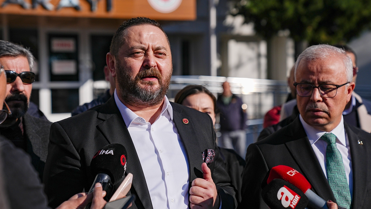 Akp Karşıyaka