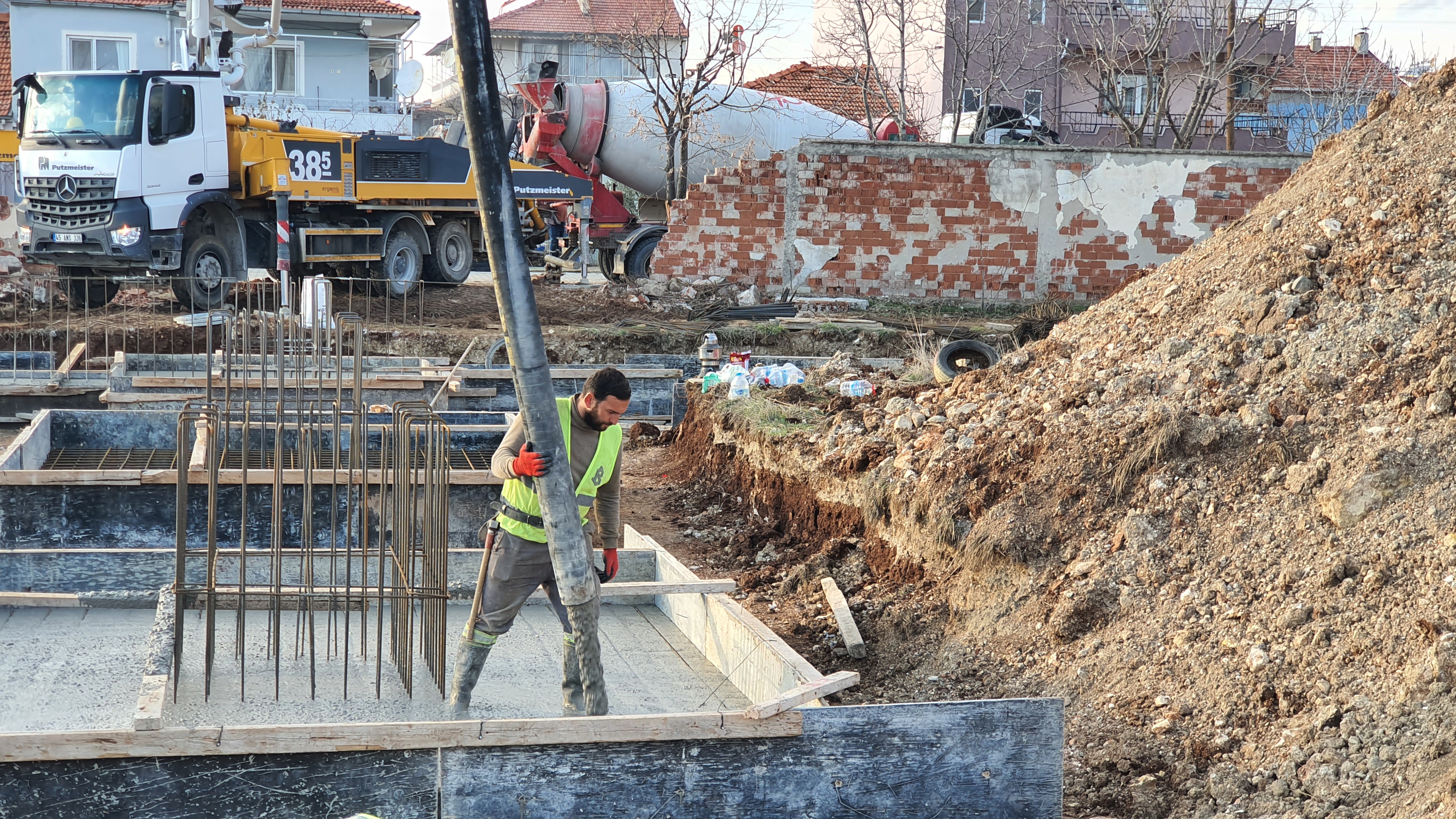 Demirci Spor Tesis1