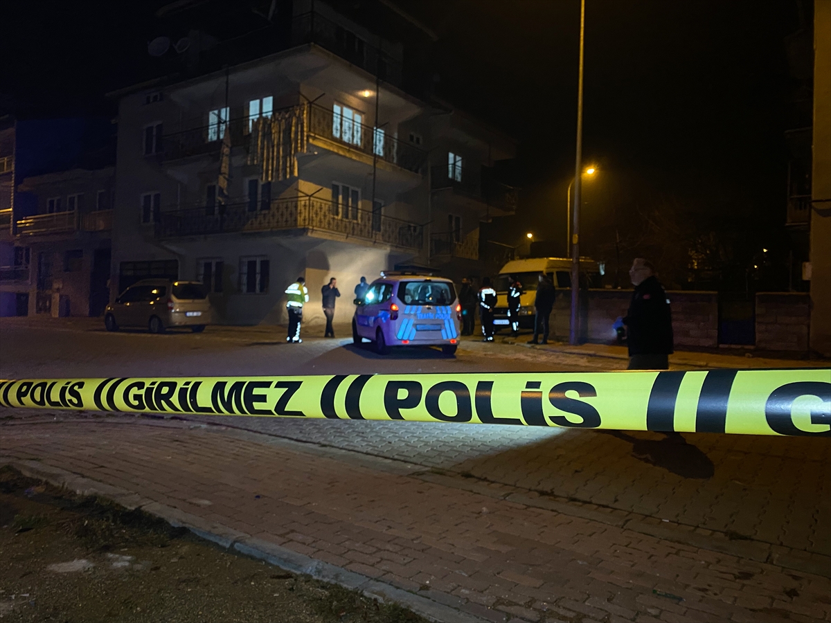 Polis Kovalamaca Cam 1