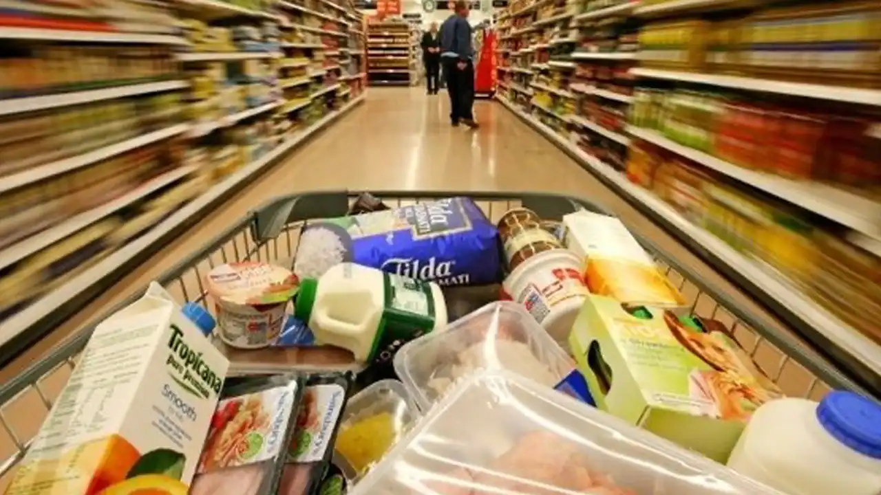 migros-market-ici-usak-olay