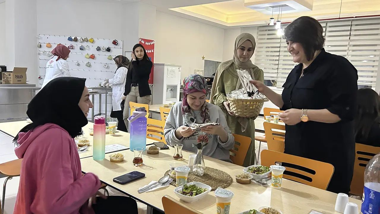 Iftar Müftülük Uşak 8 Mart Kadınlar Günü 1