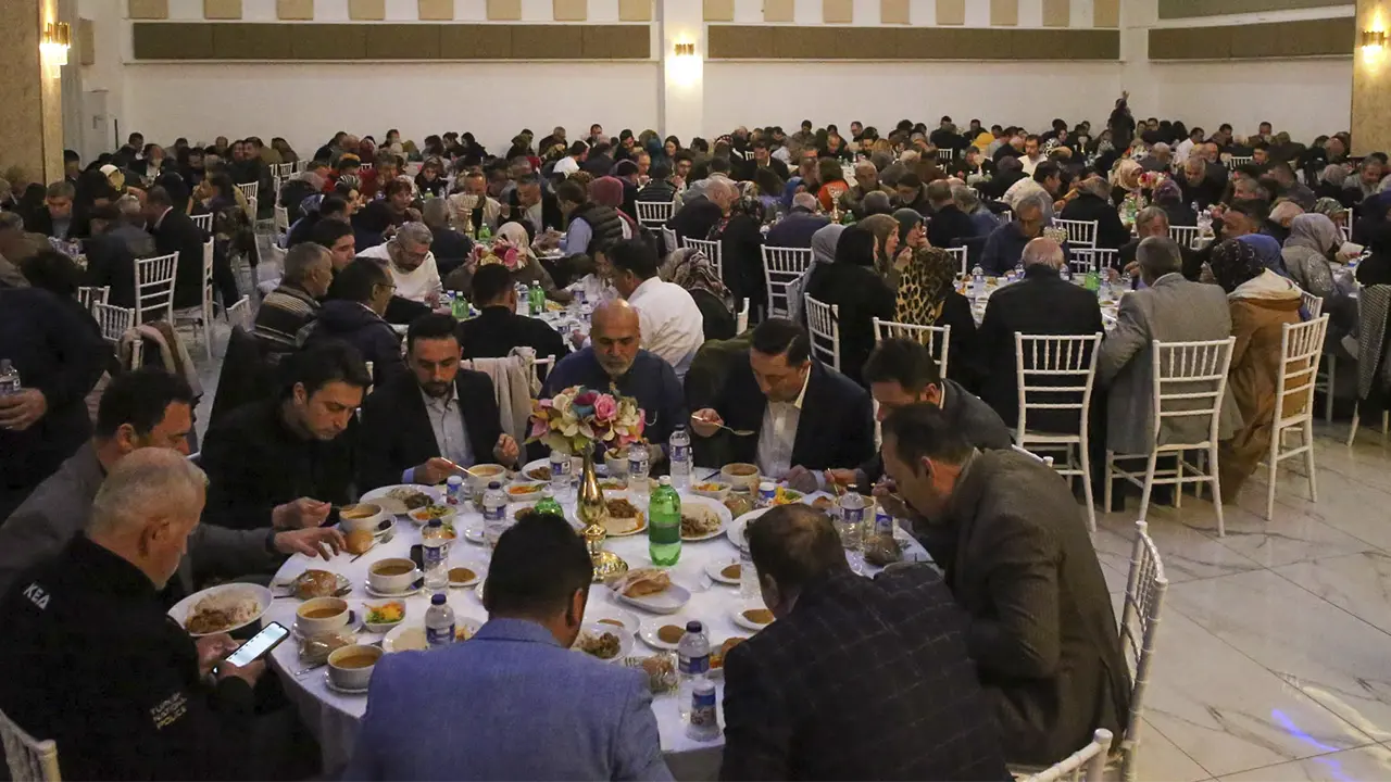 Ak Parti Vefa Iftarı Uşak