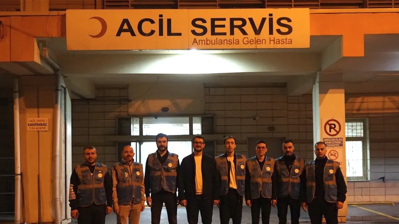 Ak Parti Gençlik Kolları Uşak Hastane 3