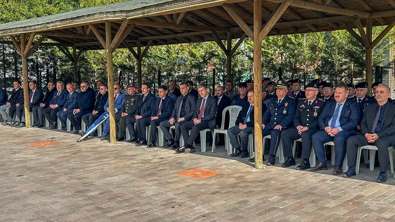 Usak Ramazan Bayramı Arife Sehitlik1
