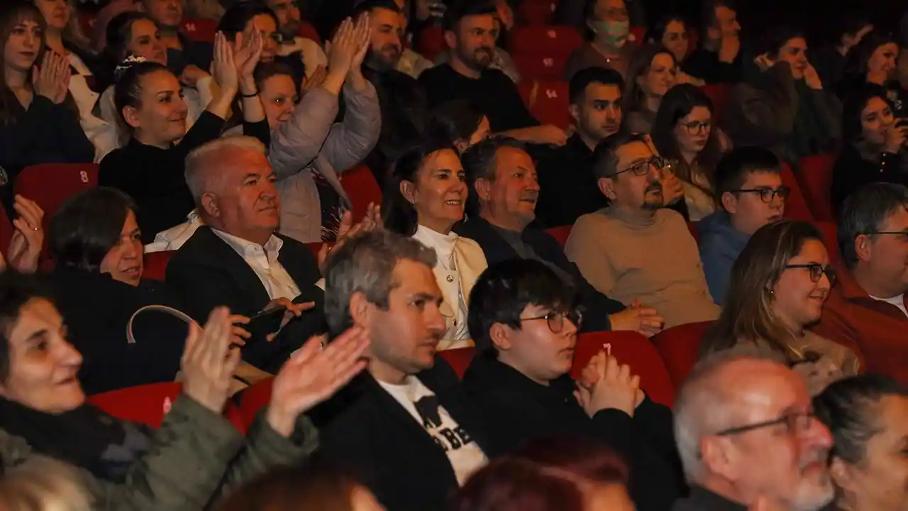 Cemkaraca Barısmanco Usak Konser4