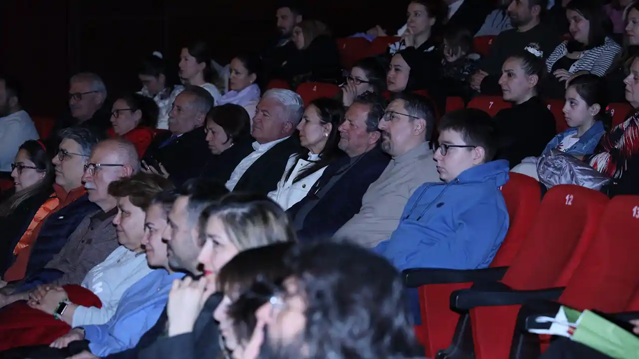 Cemkaraca Barısmanco Usak Konser5
