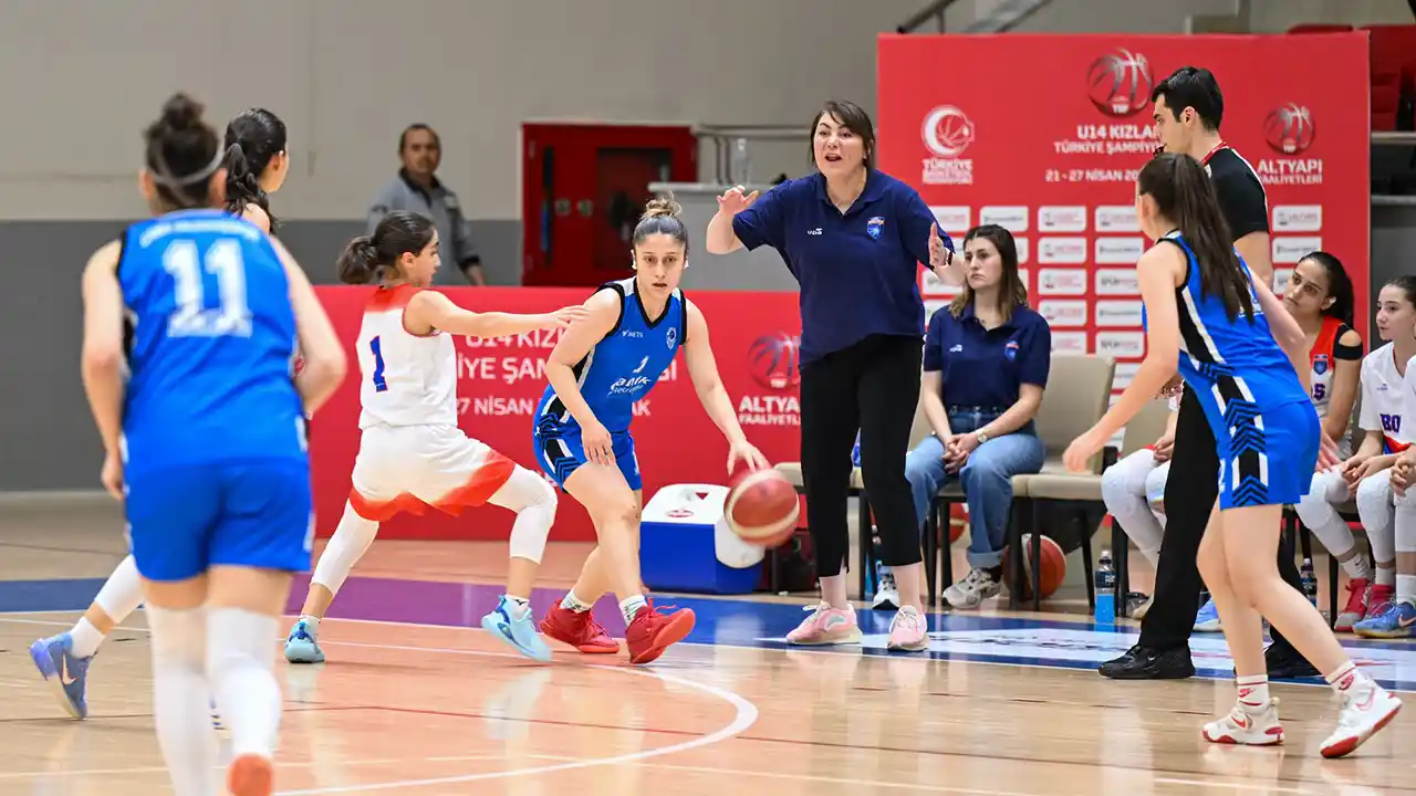 Basketbol Sampiyona U14Kızlar Usak3