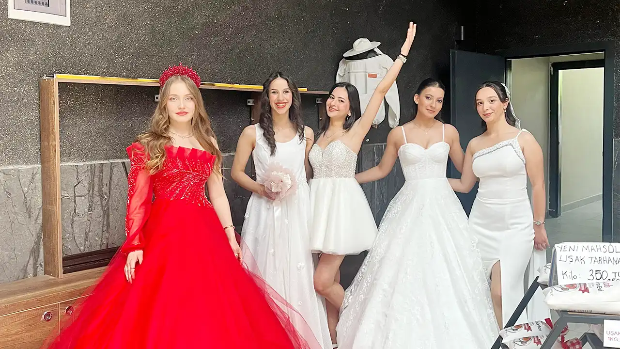 Gelinlik Defile Öğrenci Haber4