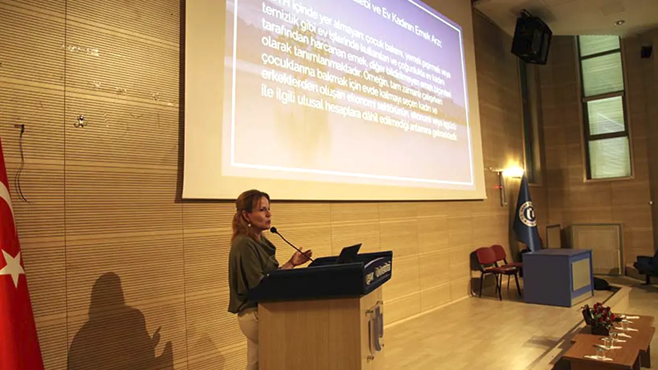 Kadın Emeği Konferans Uşak Üniversitesi