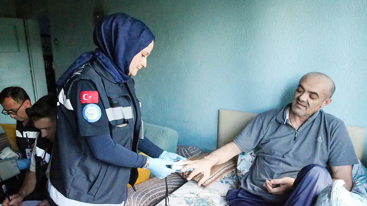 Uşak Evde Sağlık Hizmet3