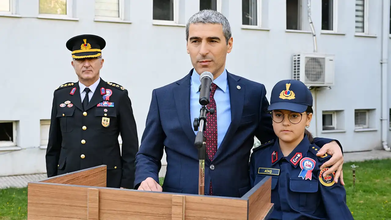 Vali Uşak Jandarma Kutlama2