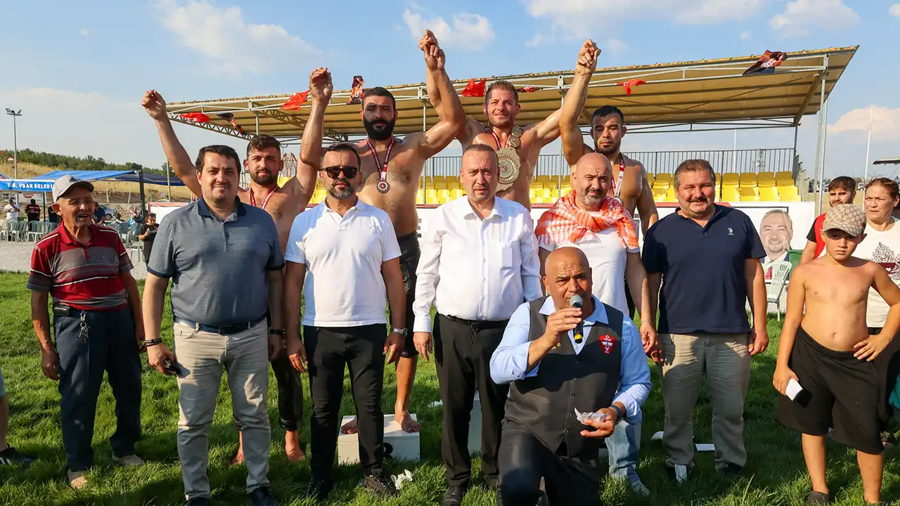 Uşak Yağlı Gürel Festival2
