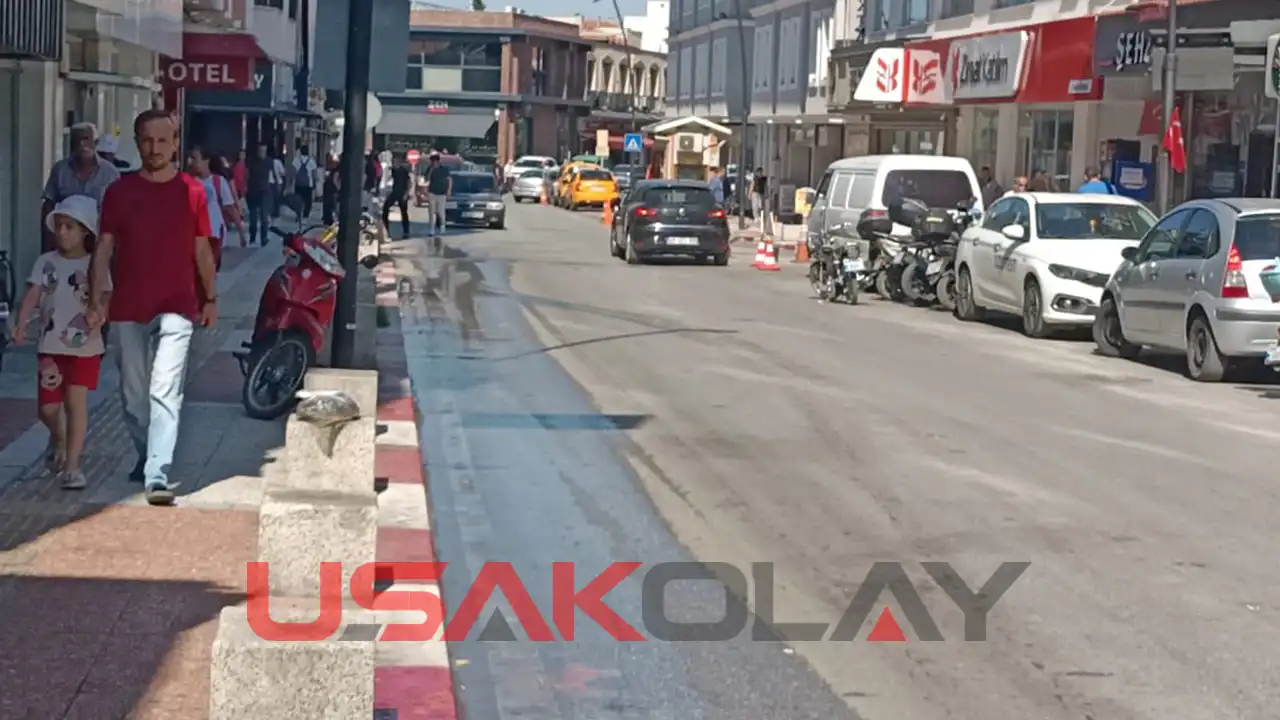 Uşak Su Kaçağı Cadde3